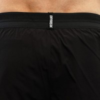 Curta Pausa Seca Seca Rápida Negro Direito